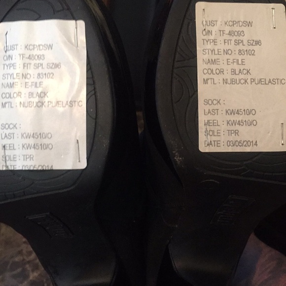 Women’s size 6 - Picture 4 of 4